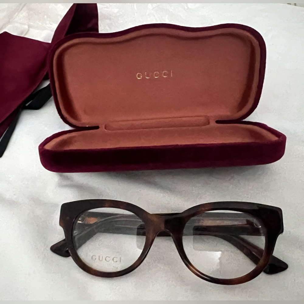Gucci eyeglasses